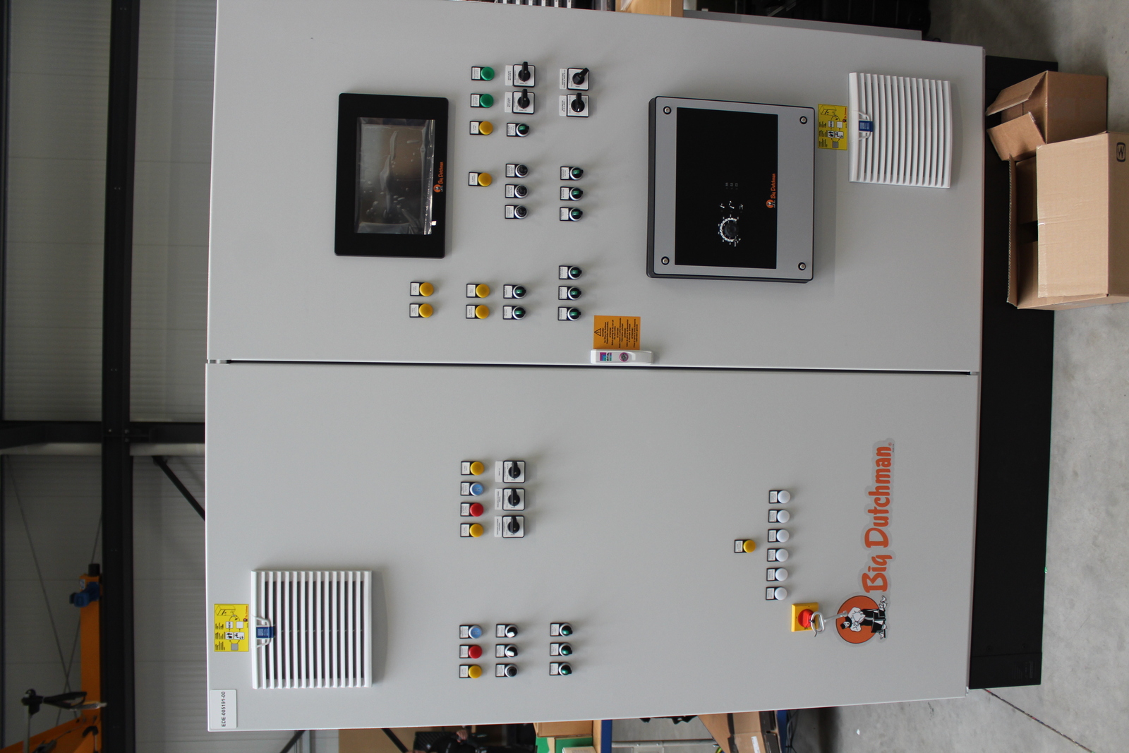 Control cabinet Valovo Layer H3